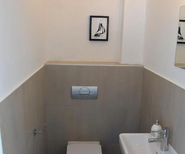 Pina Nicos 2-4 Pers Tisno