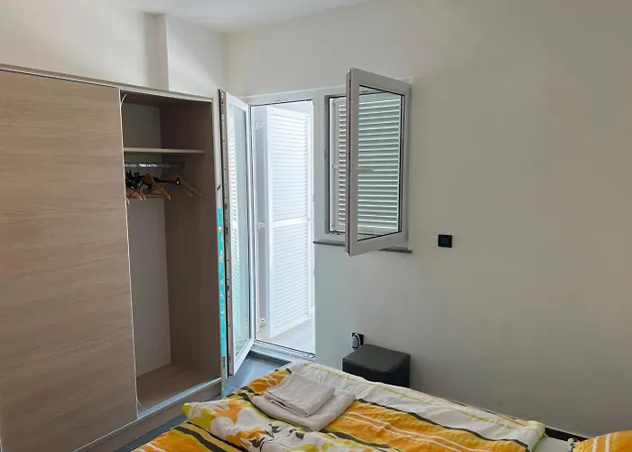 Pina Nicos 2-4 Pers Apartman *