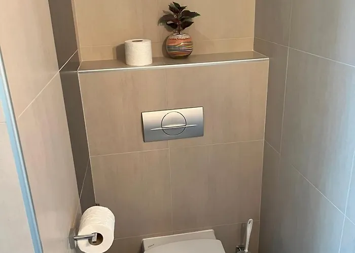 Pina Nicos 2-4 Pers *