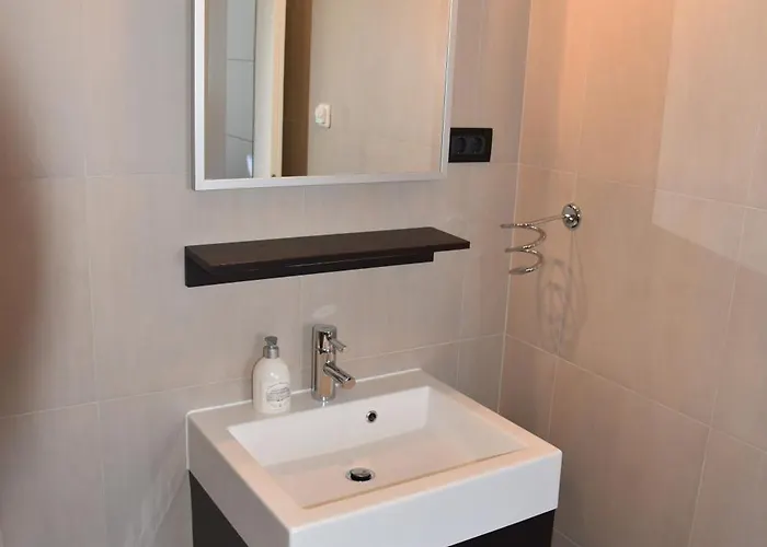 Apartman Pina Nicos 2-4 Pers